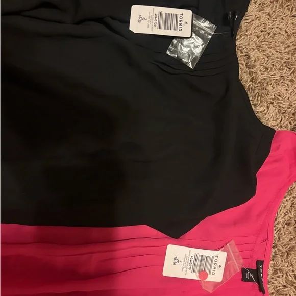 Set of 2 size 18(2x) tops from torrid. One pink one black, Brand NWT! - Picture 2 of 9
